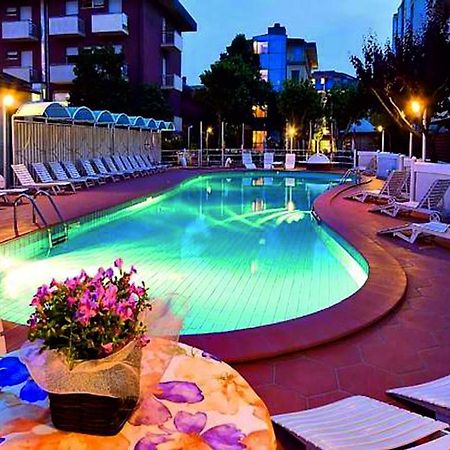 Hotel Rosalba - Valentini Family Village Bellaria-Igea Marina Buitenkant foto